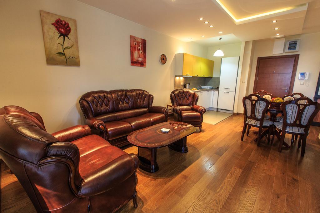 De Lux Apartments Petrovac Exterior foto